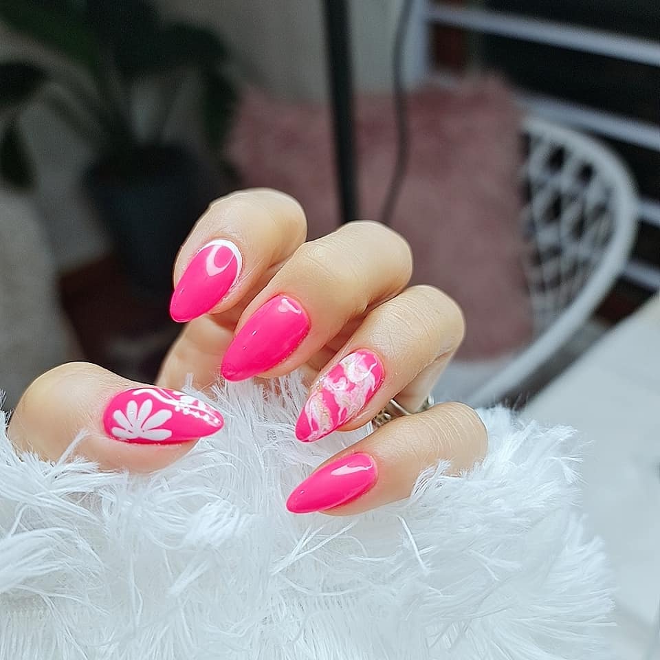 Pink floral nail art